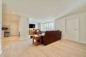 Living Room- click for photo gallery